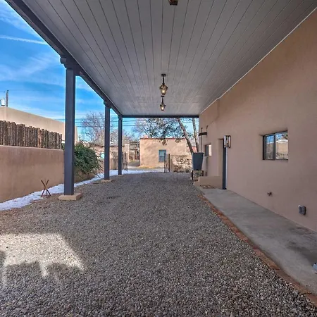 Adobe House With Patio - Walk To Dtwn Plaza And Shops! Villa
